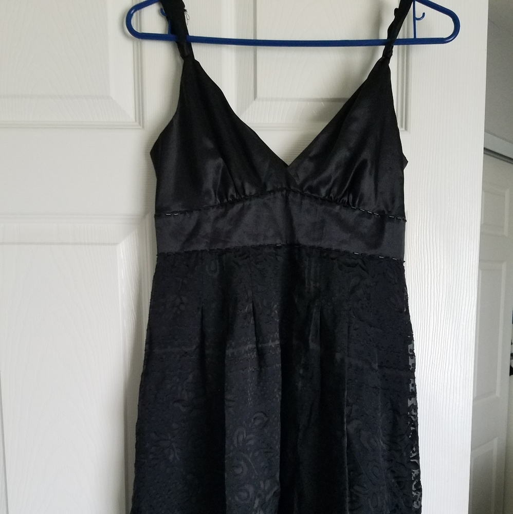 Black Guess dress
